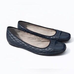 Naturalizer Velma Slip-On Flats Navy Blue Women’s 8.5 Wide NEW